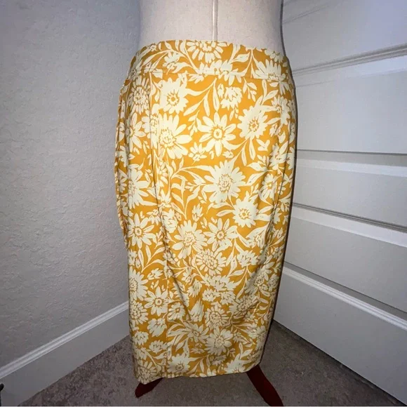RipSkirt Hawaii Saffron sun Floral Print Full Wrap Length 3 Pencil Skirt - Picture 2 of 8